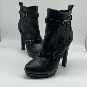 Black platform boots size 7